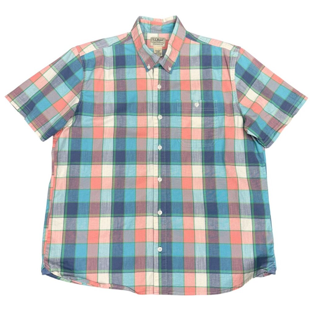 L.L. BEAN Men's EUC Comfort Stretch® Chambray Shirt Traditional Fit | Size M